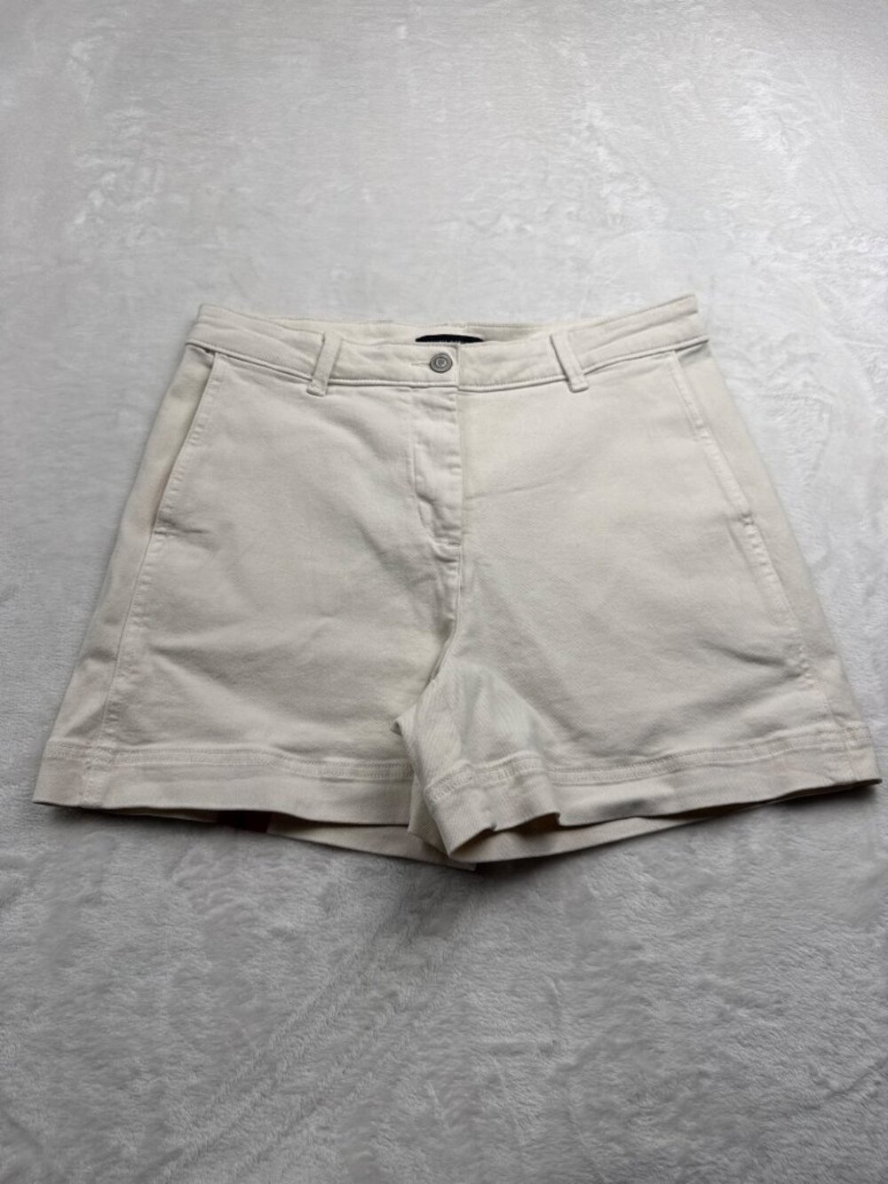 Banana Republic Womens White Cotton Blend Chino Shorts Size 8
